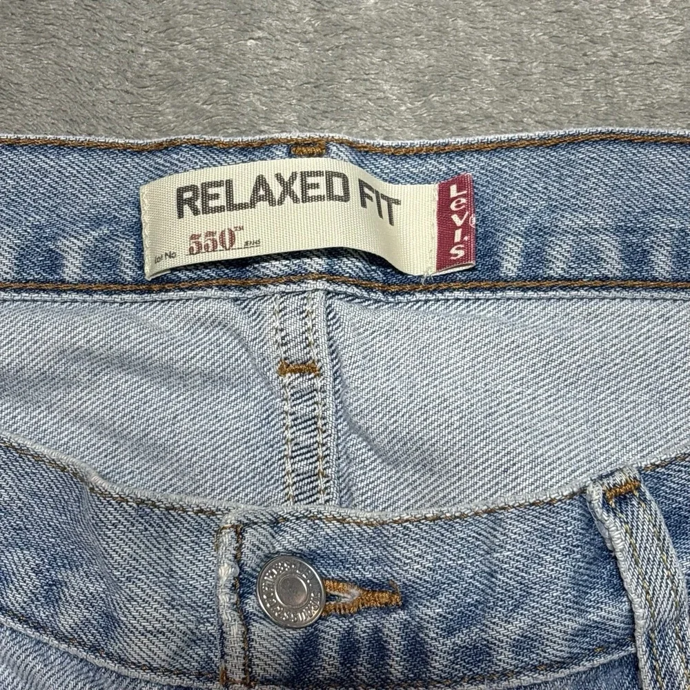 Levi's 550 Relaxed Fit Jeans Mens 36x30 Blue Denim Cotton Y2K 2000's Heel Drag
